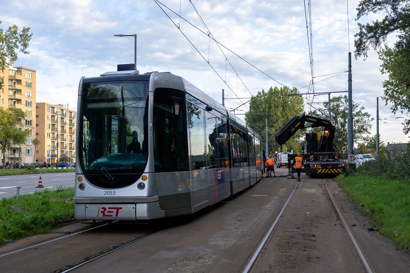 Tramverkeer gestremd door ontsporing in Schiedam